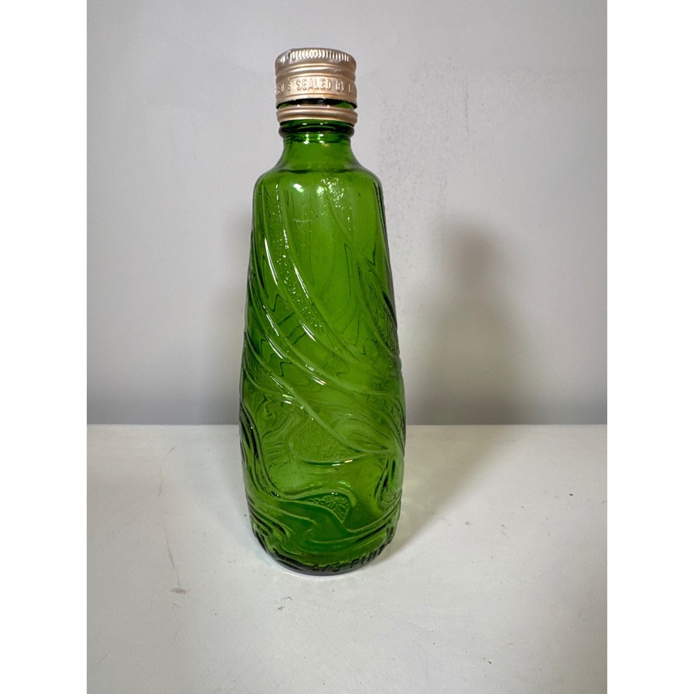 Vintage Gallo Flavor-Guard Embossed Swirl Green Glass Bottle